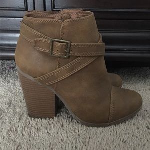 LC Lauren Conrad Womens Size 7 Cogniac NWOT